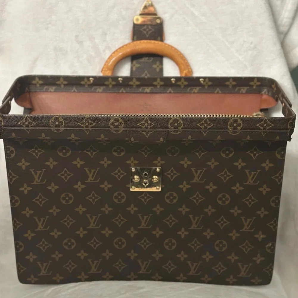 Louis Vuitton Classic Monogram Serviette Conseiller Briefcase